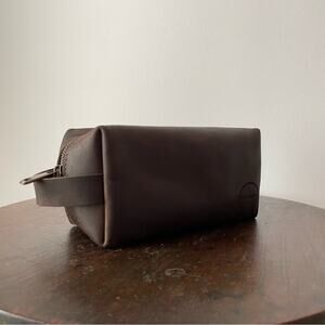 Kontstantine Leather Toiletry Bag